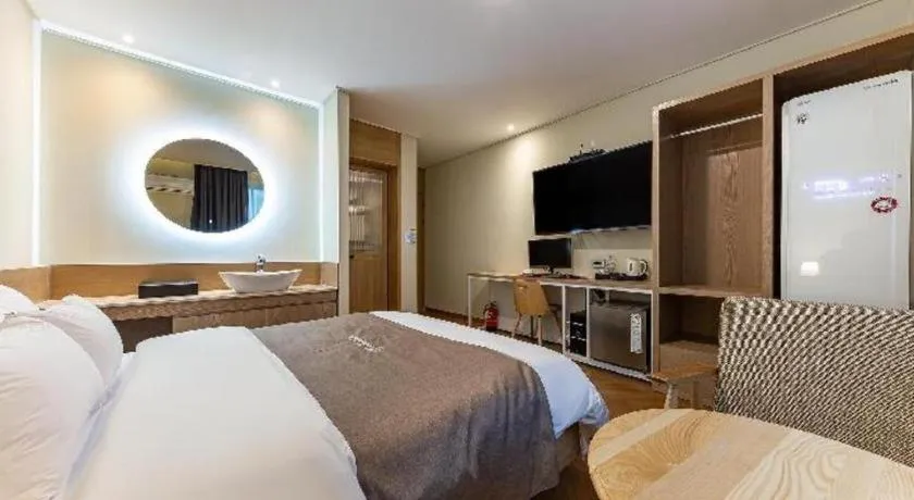 Bed in Hotel Urban Brown