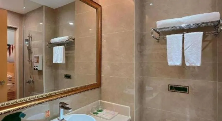 Vienna Hotel Shenzhen Longgang Dayun Center Branch