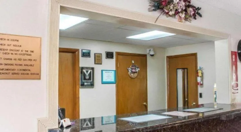 Econo Lodge Cuba I-86