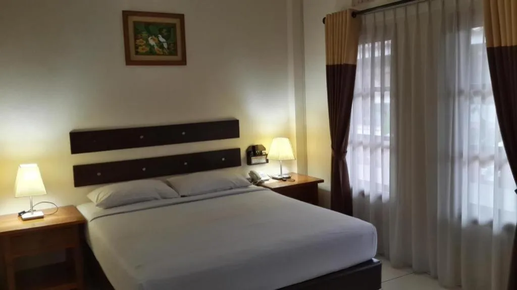 Bed in Arondari Hotel