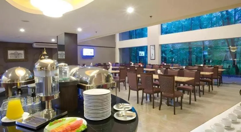 Losari Roxy Hotel Jakarta