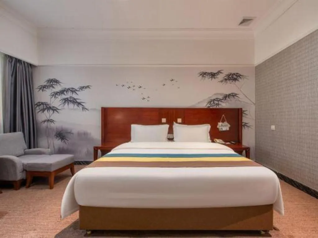 Bed in Carrianna Hotel