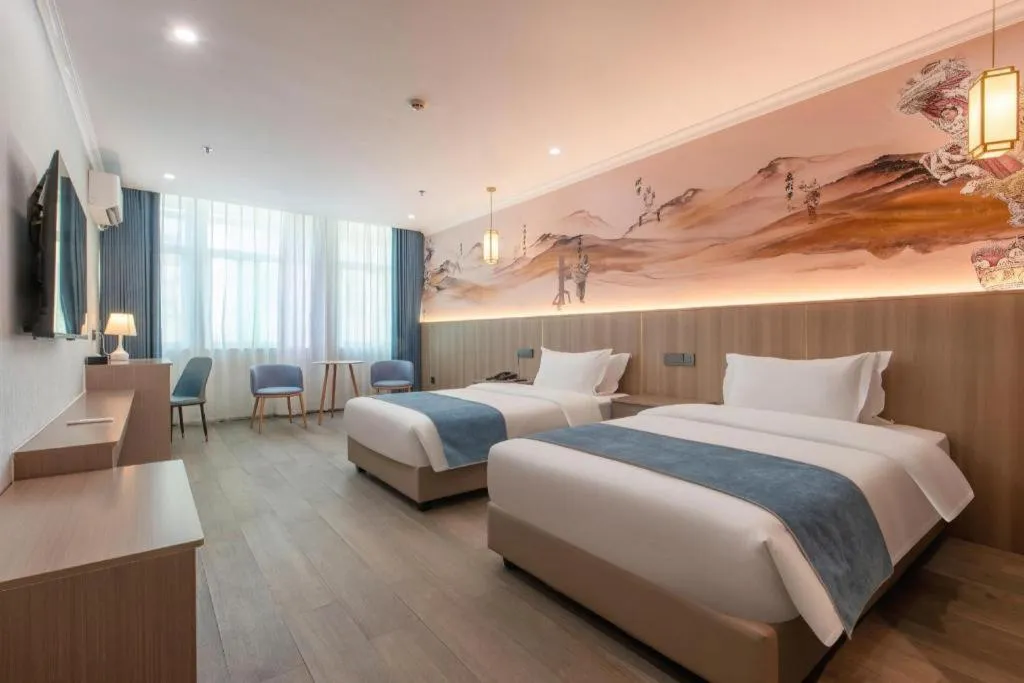 Bed in Carrianna Hotel