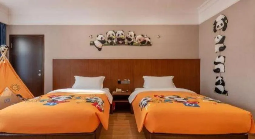 Bed in Carrianna Hotel