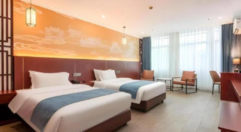 Bed in Carrianna Hotel