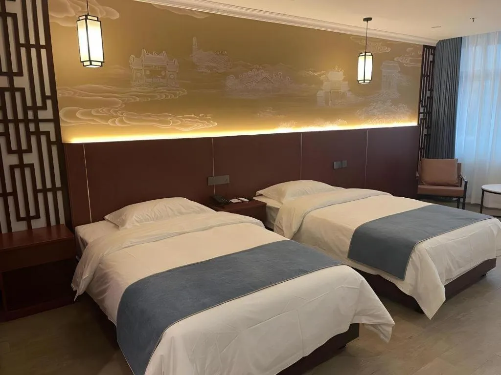 Bed in Carrianna Hotel