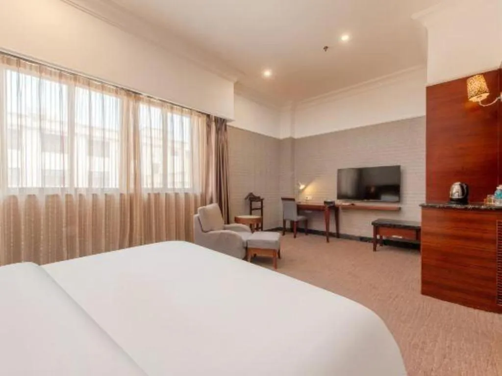 Bed in Carrianna Hotel