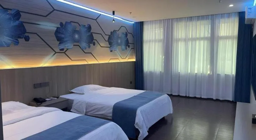 Bed in Carrianna Hotel