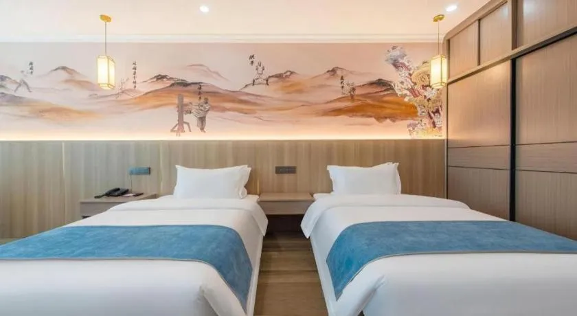 Bed in Carrianna Hotel