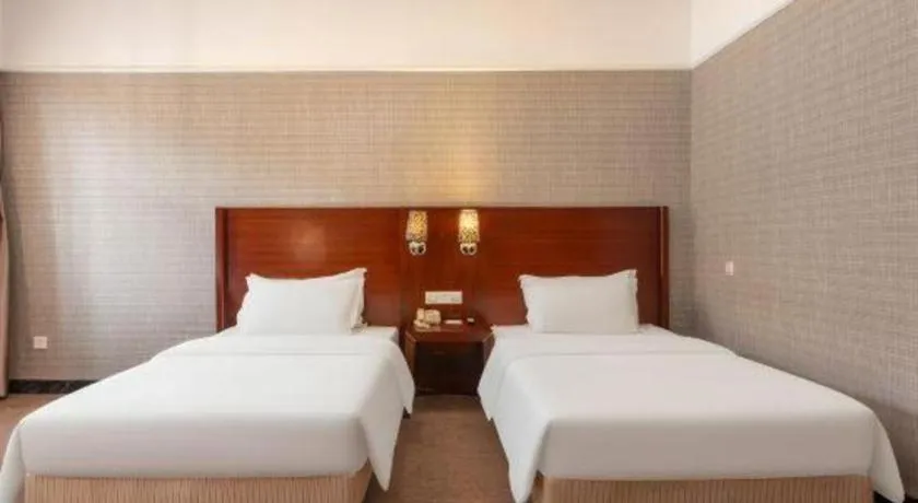 Bed in Carrianna Hotel