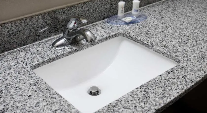 Americas Best Value Inn and Suites IAH Airport North