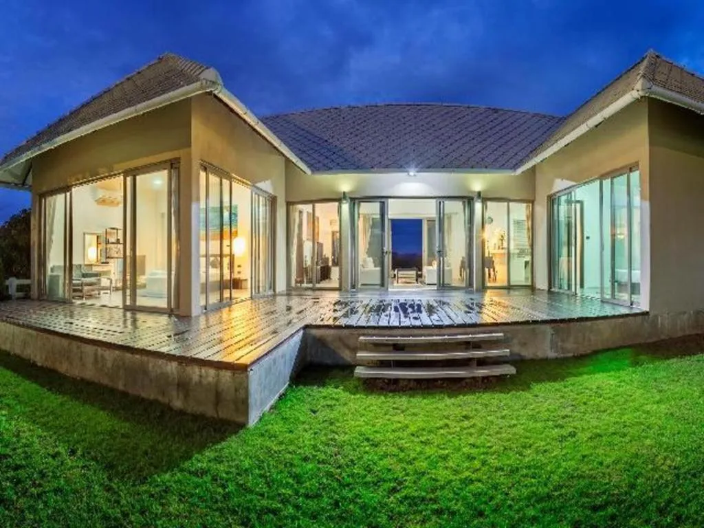 Lucerne Villa Resort