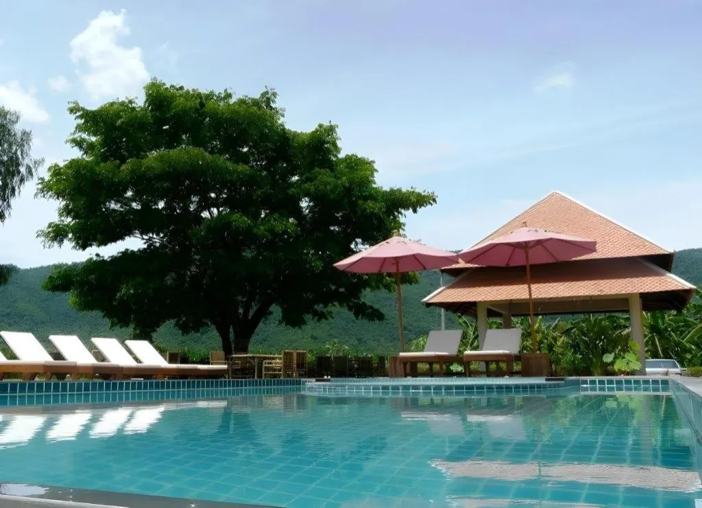 Lucerne Villa Resort