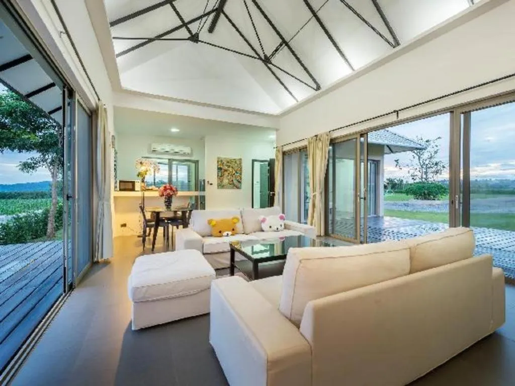 Lucerne Villa Resort