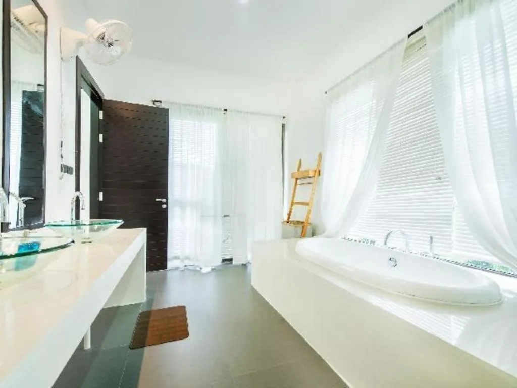 Lucerne Villa Resort