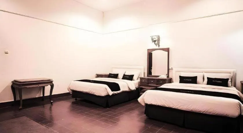 Bed in Selabintana Conference Resort