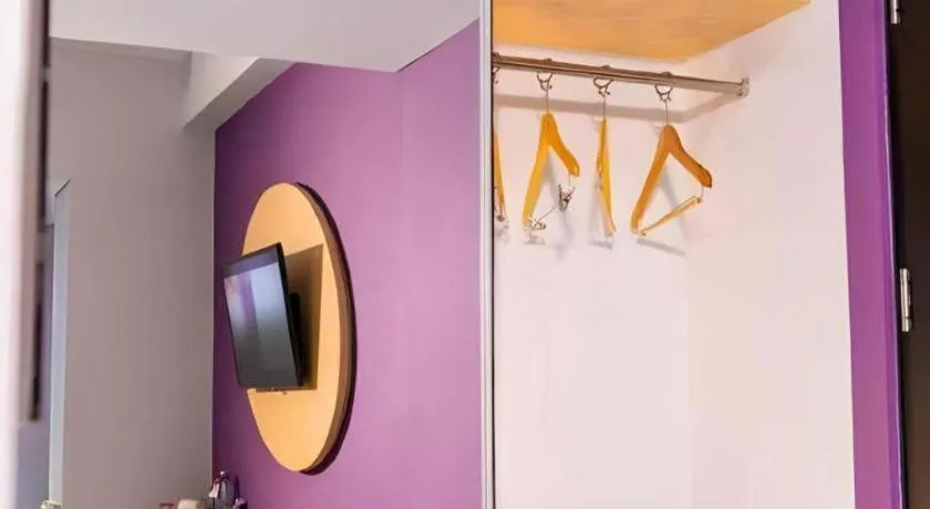 G Suites Hotel By AMITHYA