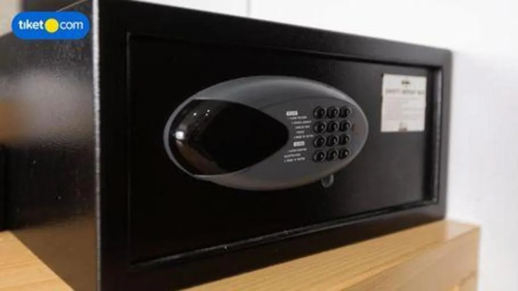 G Suites Hotel By AMITHYA