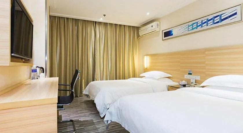 Bed in City Comfort Inn Xiangyang Railway Station