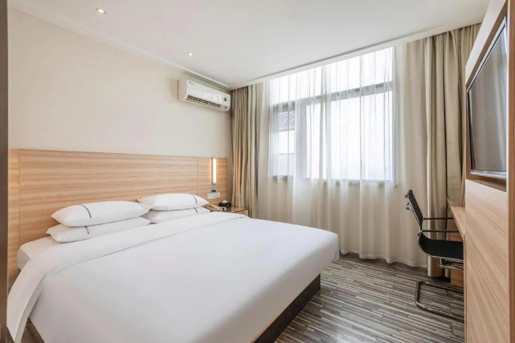 Bed in City Comfort Inn Xiangyang Railway Station