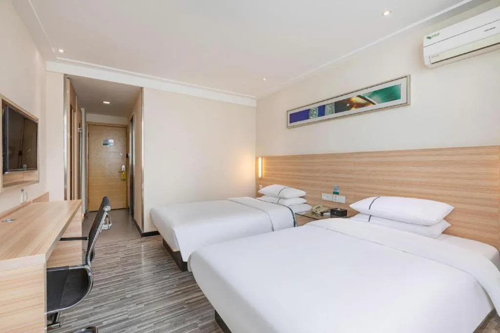 Bed in City Comfort Inn Xiangyang Railway Station