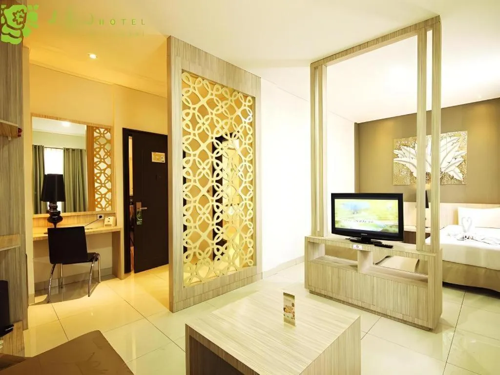 Bed in HW Hotel Padang