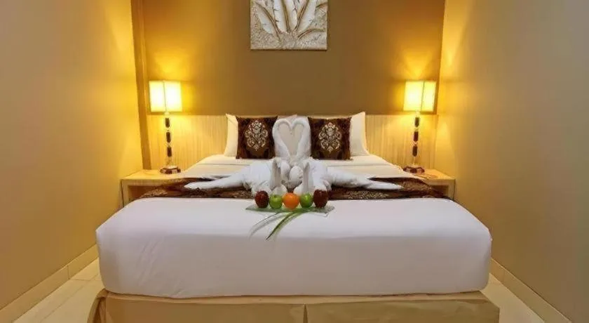 Bed in HW Hotel Padang