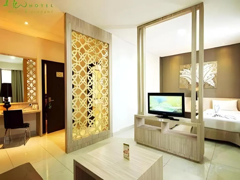 Bed in HW Hotel Padang