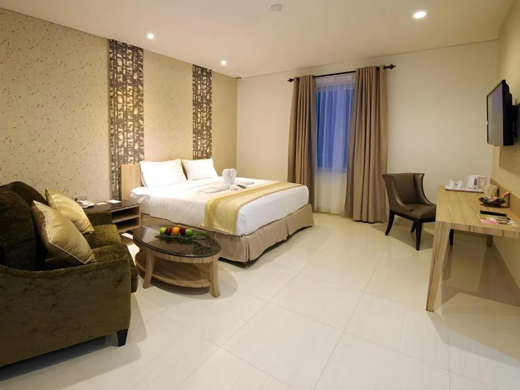 Bed in HW Hotel Padang