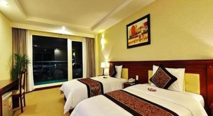 Bed in Tan Binh Hotel