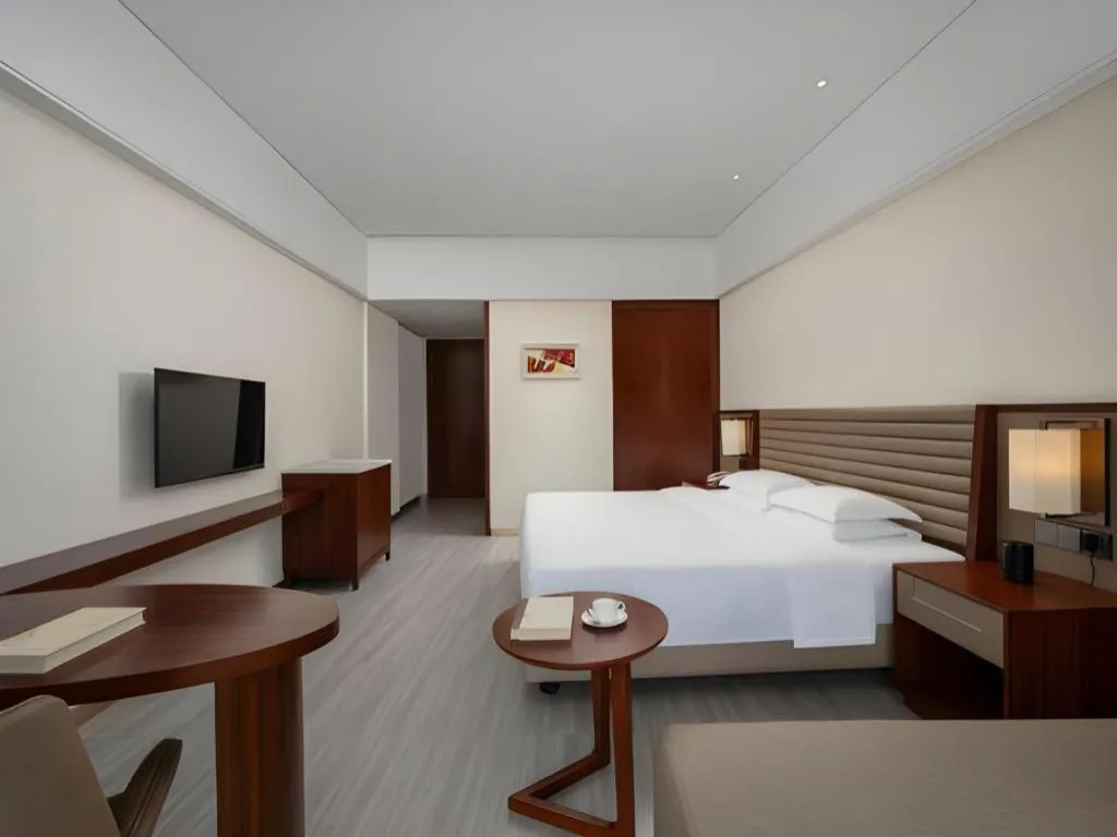 Bed in Grand Soluxe Hotel and Resort Sanya