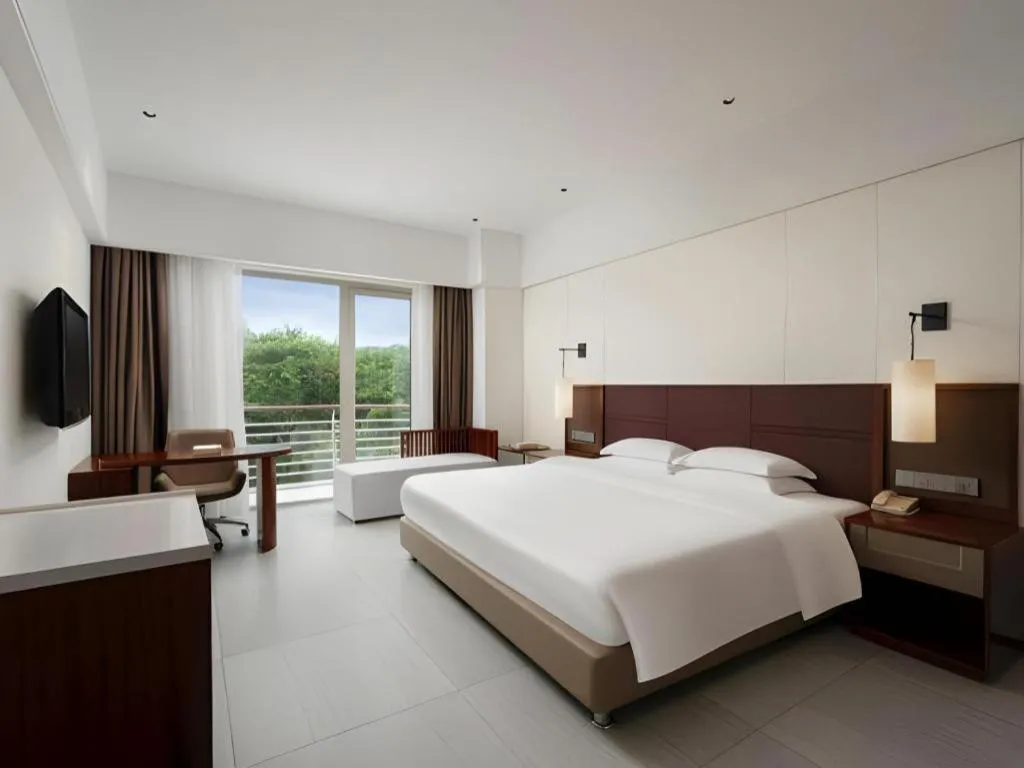 Bed in Grand Soluxe Hotel and Resort Sanya