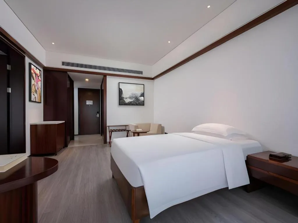 Bed in Grand Soluxe Hotel and Resort Sanya