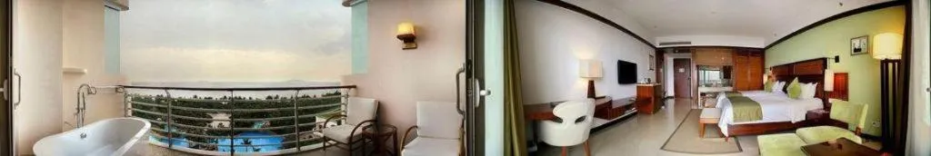 Bed in Grand Soluxe Hotel and Resort Sanya