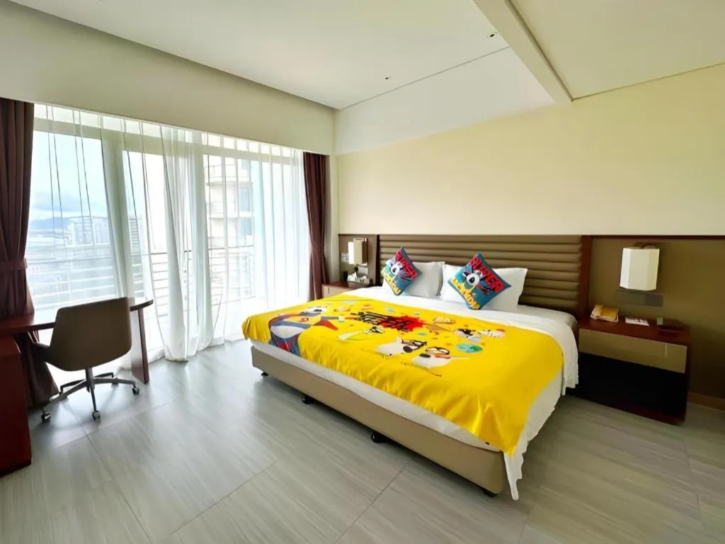 Bed in Grand Soluxe Hotel and Resort Sanya