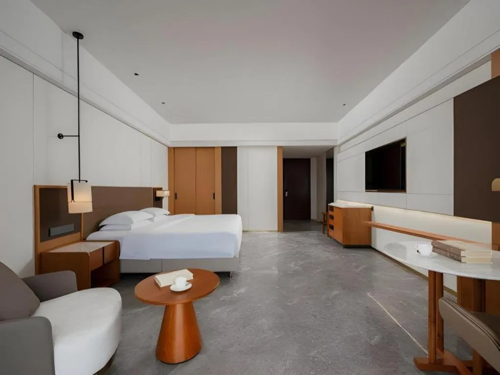 Bed in Grand Soluxe Hotel and Resort Sanya