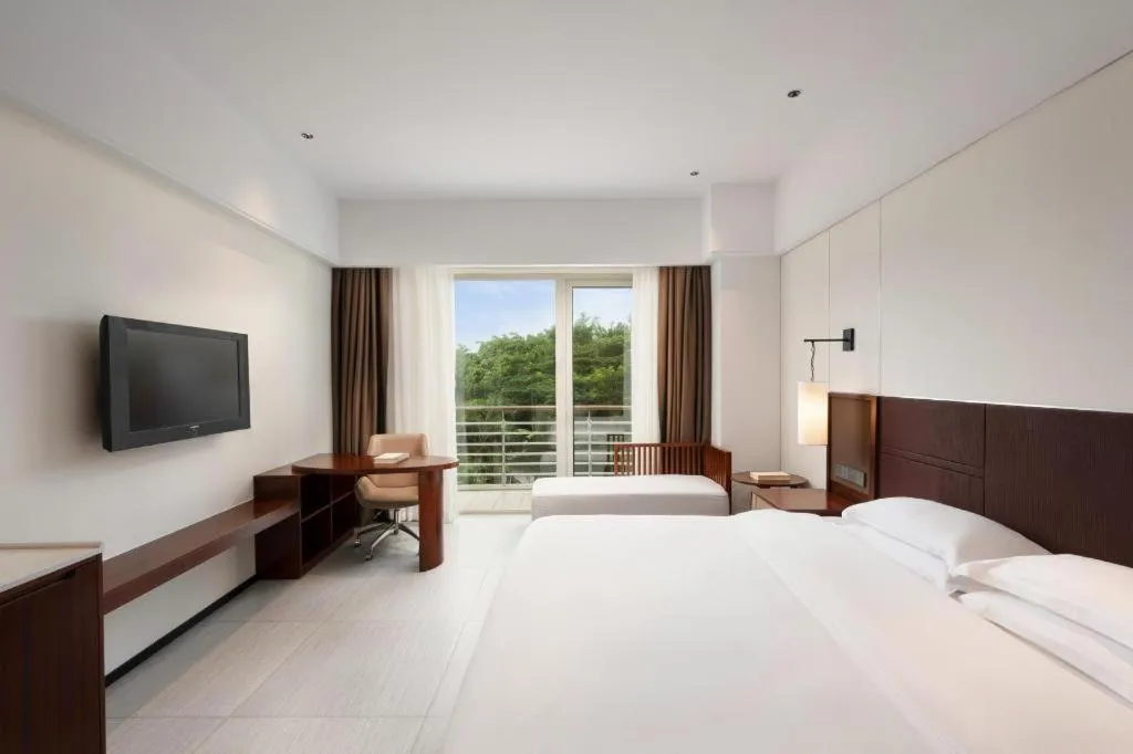 Bed in Grand Soluxe Hotel and Resort Sanya