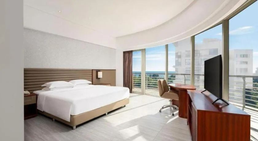 Bed in Grand Soluxe Hotel and Resort Sanya