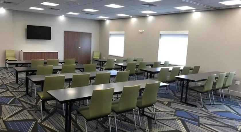 Holiday Inn Express and Suites Hannibal-Medical Center By IHG