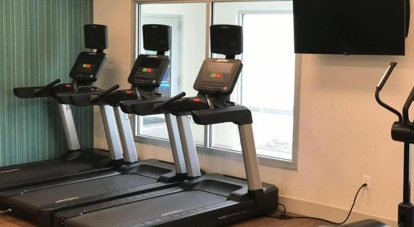 Holiday Inn Express and Suites Hannibal-Medical Center By IHG