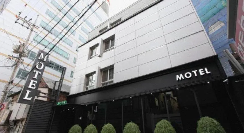 Sinyoung Motel
