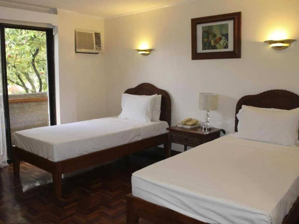 Bed in Vacation Hotel Cebu