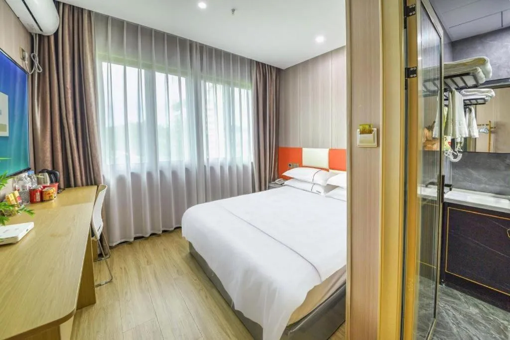 Bed in Yiwu Bairui Grand Hotel