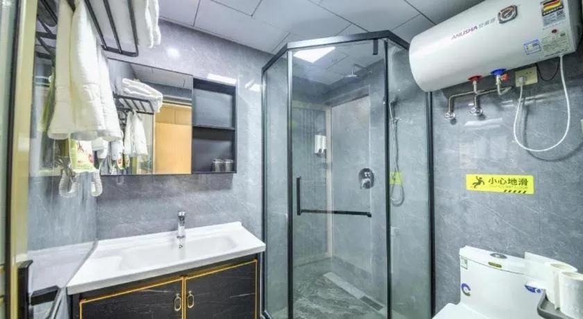 Yiwu Bairui Grand Hotel