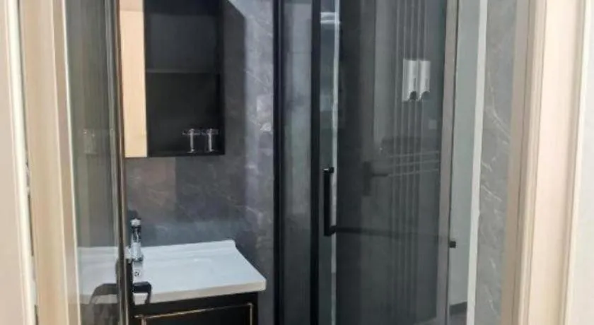 Yiwu Bairui Grand Hotel