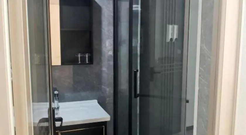 Yiwu Bairui Grand Hotel