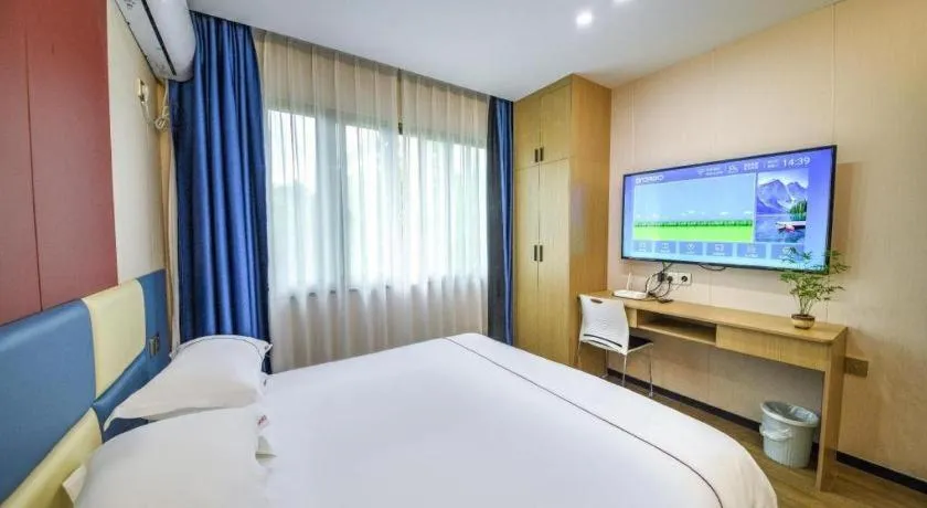 Bed in Yiwu Bairui Grand Hotel
