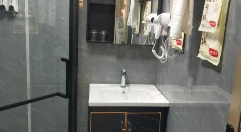 Yiwu Bairui Grand Hotel