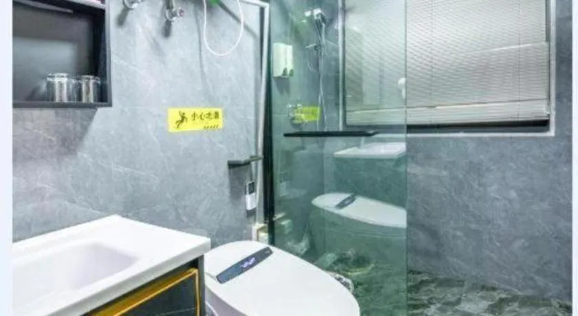 Yiwu Bairui Grand Hotel