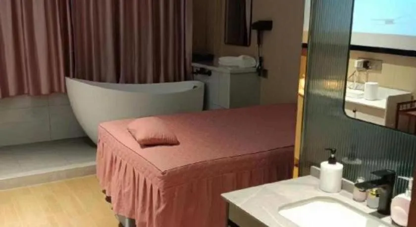 Bed in Yiwu Bairui Grand Hotel